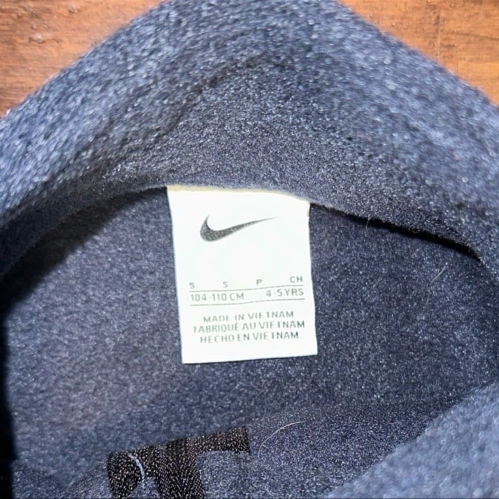 Nike Boys Fullzip Fleece Jacket - Picture 2 of 3